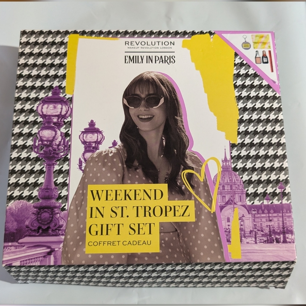 New Revolution Weekend in St. Tropez Gift Set - Emily In Paris